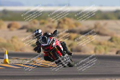 media/Nov-06-2023-Moto Forza (Mon) [[ce023d0744]]/3-Intermediate Group/Session 5 (Turn 4)/